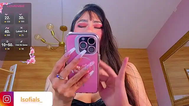 Chatroom XXX en direct de Abril_Velvet_a_