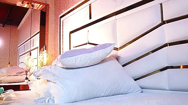 ambar_rosse25 Adlı Modelin Web Kamerası Şovu