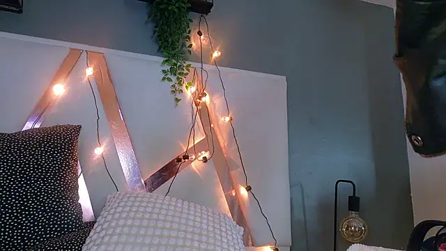 Czat XXX na żywo – MyApril__