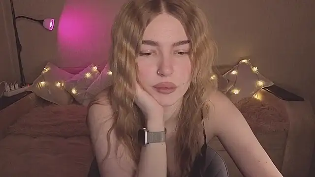 ViolettaLopezのライブXXXチャット