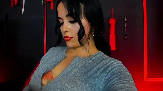 دردشة CharlotteScotte الجنسية المباشرة