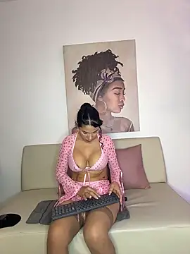 Chat XXX ao vivo de Saraakushh