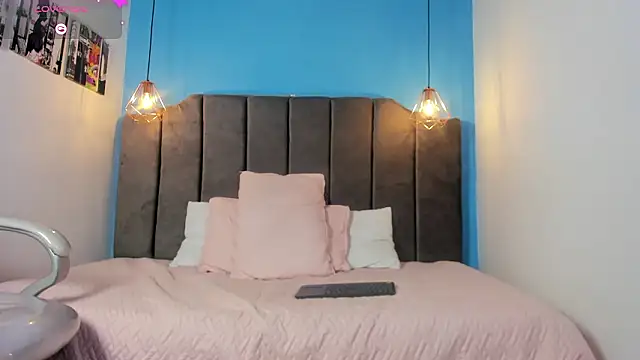 Paulinasilver's Live XXX Chat