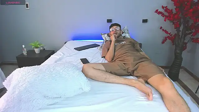 Онлайн чат XXX dracke_and_zara