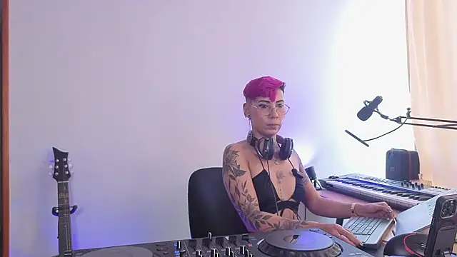 Živý XXX chat MiaMorgan_