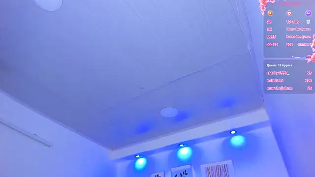 milk_candy18: онлайн-секс-чат