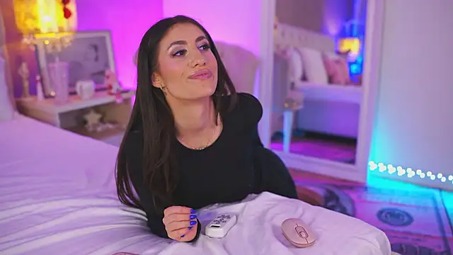 OhhAisha Webcam show