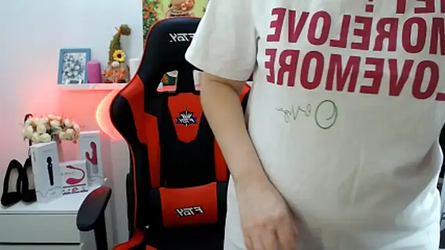 Lucky_Lana: онлайн-секс-чат