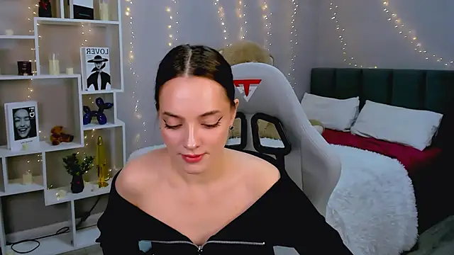 MelanieAlves: онлайн-секс-чат