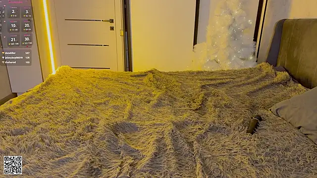 RinaMirinda's Webcam Show