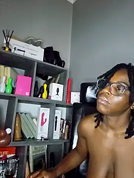 Shaniko89 即時 XXX 聊天