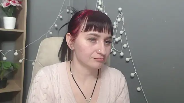 NinaFlawlees: онлайн-секс-чат