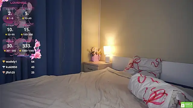 LoraDavi Chat XXX live