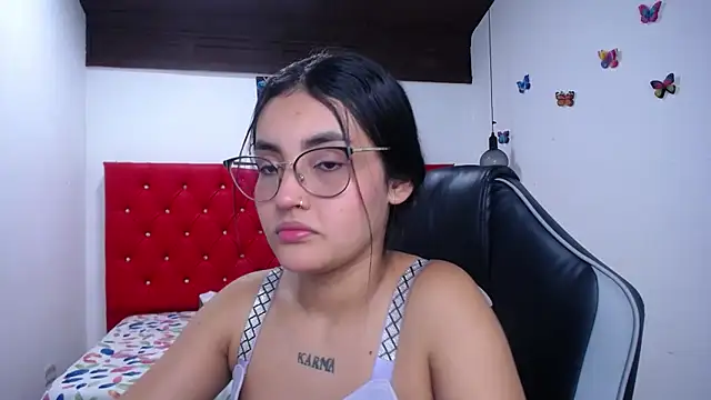 kathe-mills235 即時 XXX 聊天