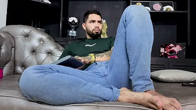 Онлайн чат XXX matteosantos