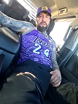 Beardedtattood Live XXX-chat