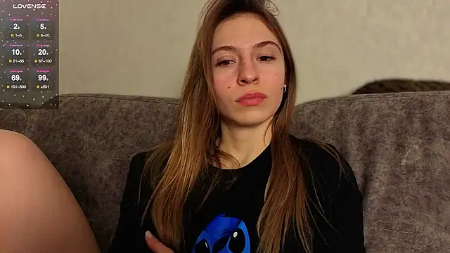 LovelyKatea's Live XXX Chat