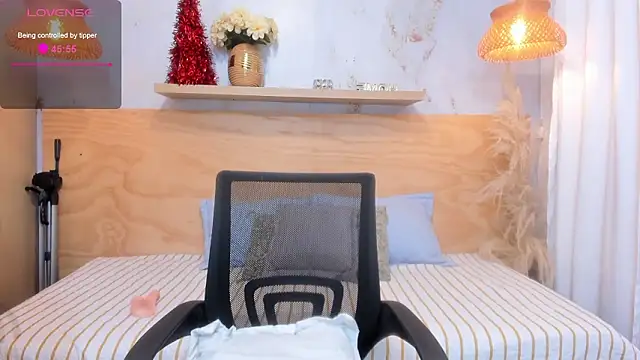 Lasira_Thill's Live XXX Chat