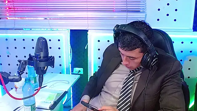 Godofcumxxx Chat XXX in diretta