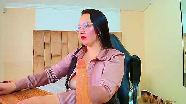 CharlotteSchmidtt Live XXX Chat