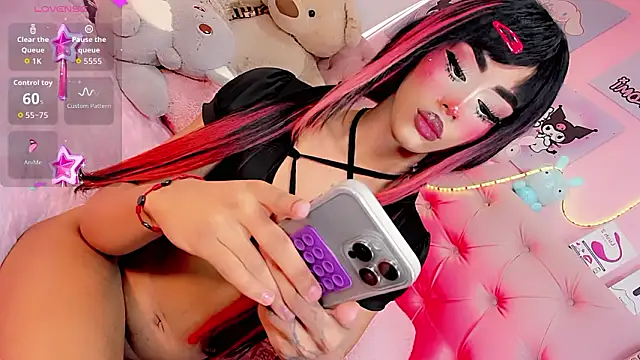 Cute_Roxxy Adlı Modelin Canlı XXX Sohbeti