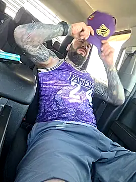 Beardedtattood – Naživo XXX chat