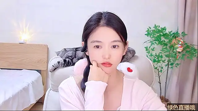 دردشة Coco-Sweetie الجنسية المباشرة