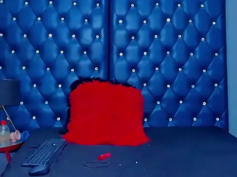 IrinaDuarte Adlı Modelin Canlı XXX Sohbeti