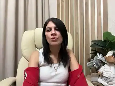 InjaAtHome 即時 XXX 聊天