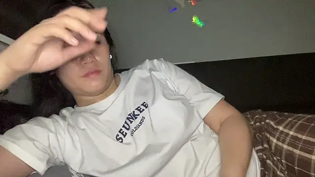 The_Birth_of_Beauty Adlı Modelin Canlı XXX Sohbeti