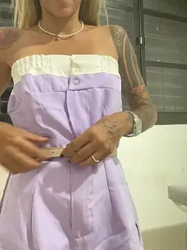 sabrinaneves: онлайн-секс-чат