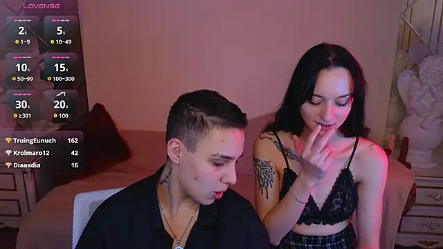 Escaped_Brides' Live XXX Chat