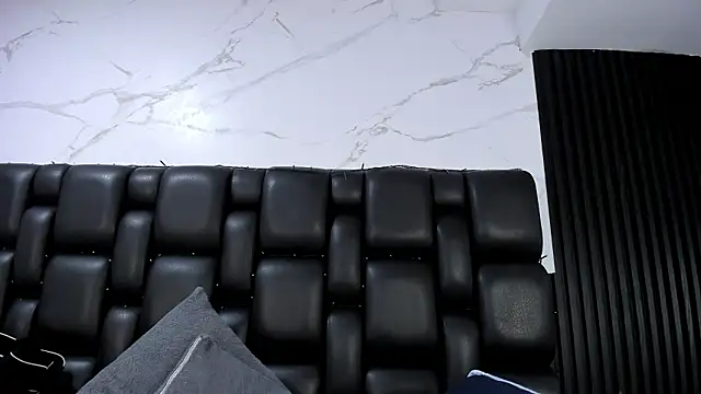 AuroraBon's Live XXX Chat