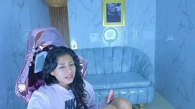 Онлайн чат XXX serabella_s