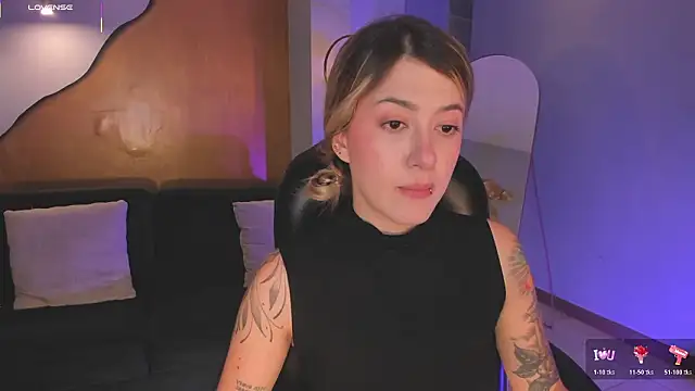 EveBensonX live XXX chat