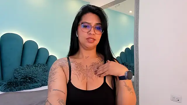 Živý XXX chat sharlott18