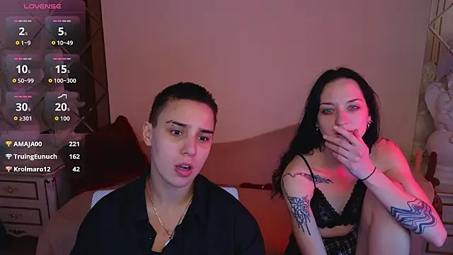 Escaped_Brides – Naživo XXX chat