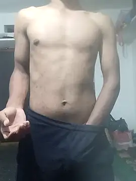 KiranTheBullのライブXXXチャット