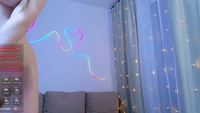 Chat XXX Live b4by_Emilia