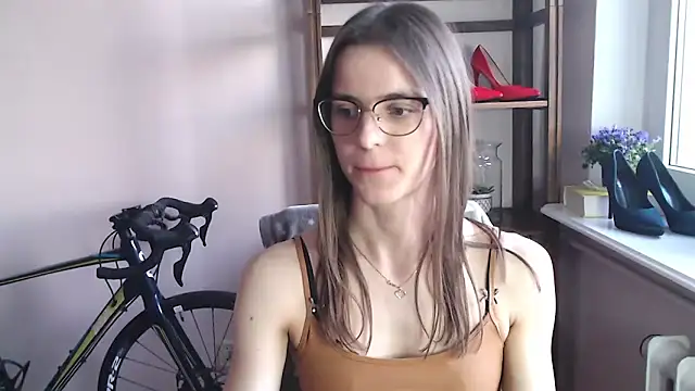 love_megi élő XXX-chatje