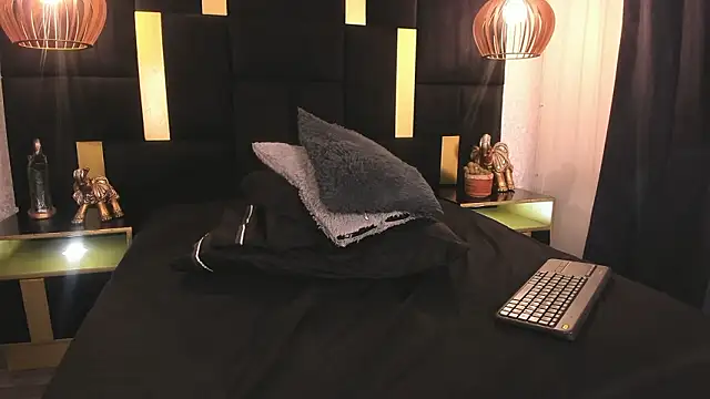 Lucio__Fox Webcamshow