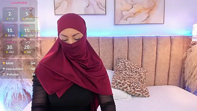 XXX chat uživo modela azza__