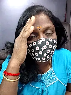 عرض كام umashreetamil