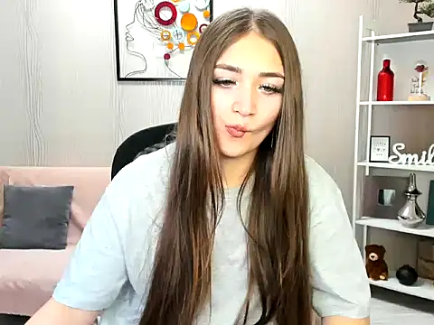 EllaClarke élő XXX-chatje