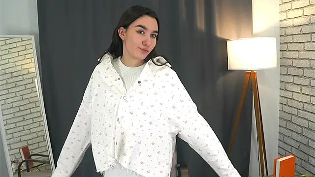 HermilaClap's Webcam Show