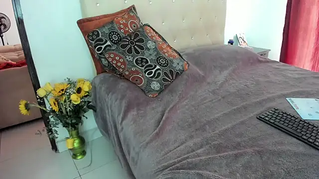 Czat XXX na żywo – LUISSA_