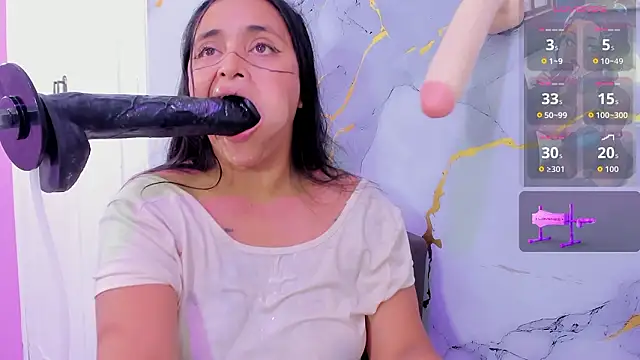 แชท XXX สดของ susan__bigass