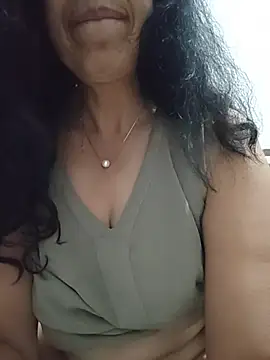 XXX chat uživo modela NakedMILFx