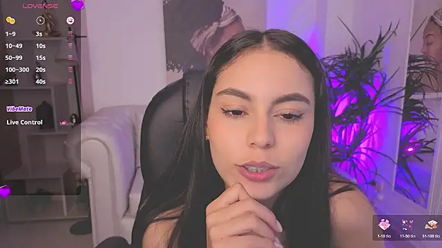 Chatroom XXX en direct de Aleejaa__