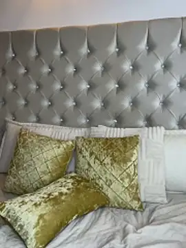 Eloisa_cleavage_ live XXX chat